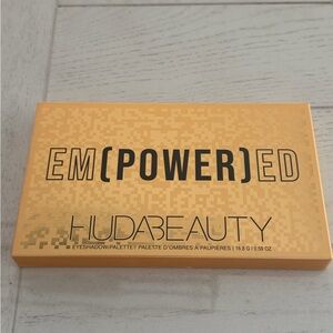 HUDA BEAUTY Empowered Eyeshadow Palette - Vibrant Gold